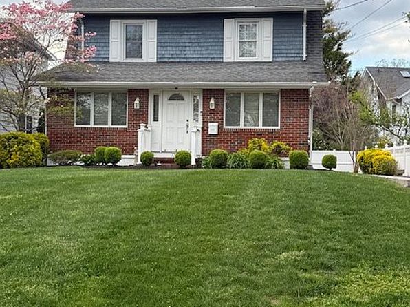 332 Pitney Ave