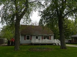 1813 Hillcrest St, Lansing, MI 48910