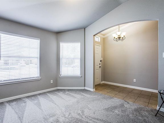 3rd image of 1553 Sleepy Hollow Dr