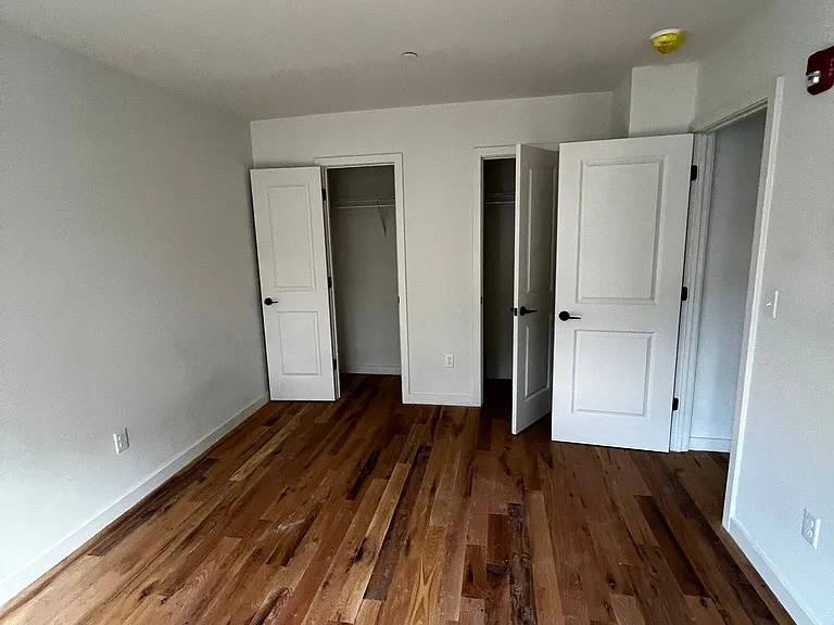 671 Bronx River Rd #5B — Photo 3