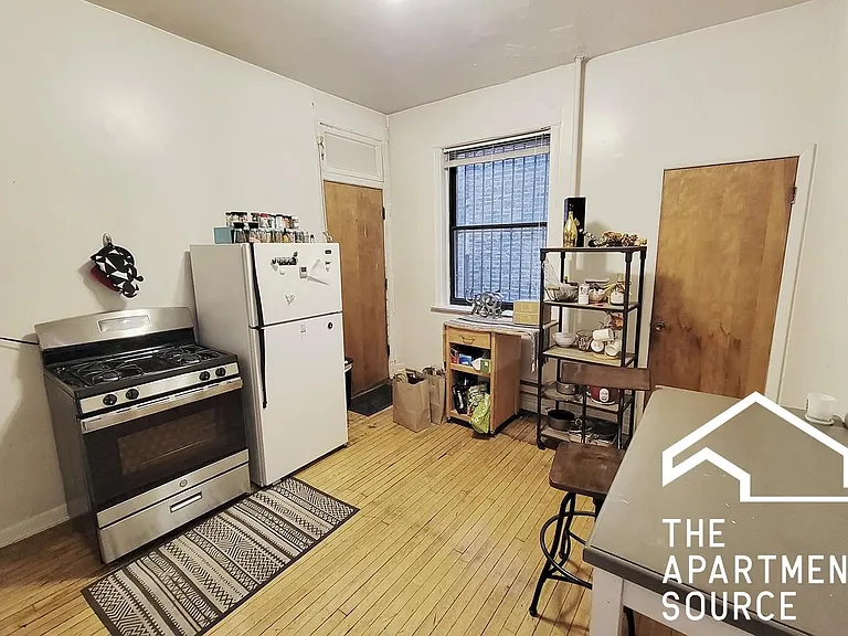 923 W Waveland Ave #2D — Photo 2