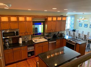 155 Stevens St, Cape May, NJ 08204