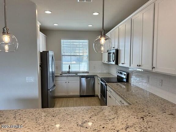 4th image of 2200 S Jacana Court