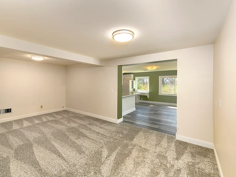 6000 N Lenox Ave — Photo 23