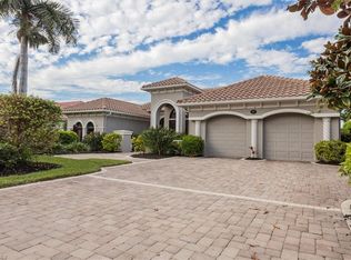 1007 Tivoli DR, NAPLES, FL 34104