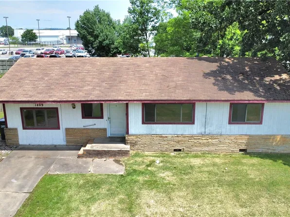 1409 Shipley St, Springdale, AR 72764
