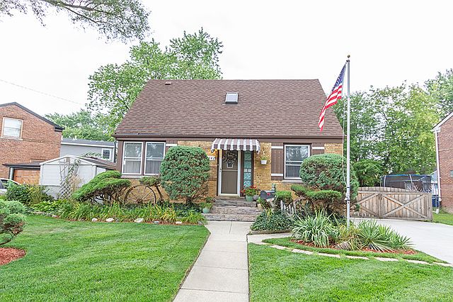1st image of 2442 Elder Ln