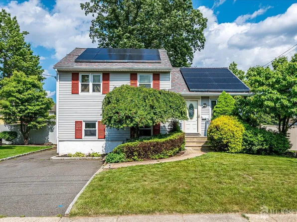 6 Dundar Rd, Edison, NJ 08817