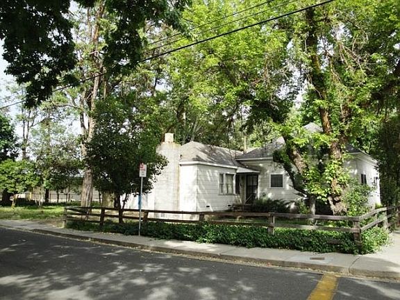 5th image of 420 Yama St