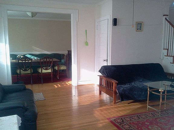 4th image of 4021 Bonsall Ave