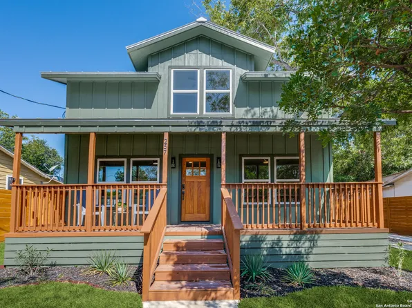 257 Dittlinger, New Braunfels, TX 78130