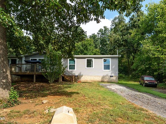 3rd image of 683 Bailey Bridge Rd