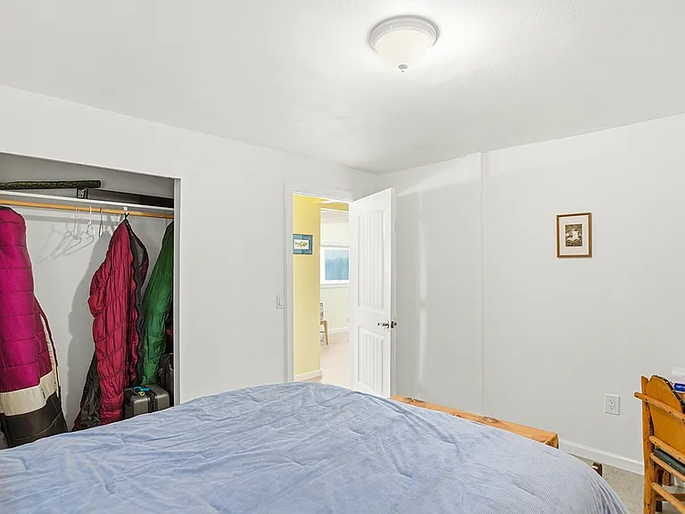 814 Stuart St — Photo 26