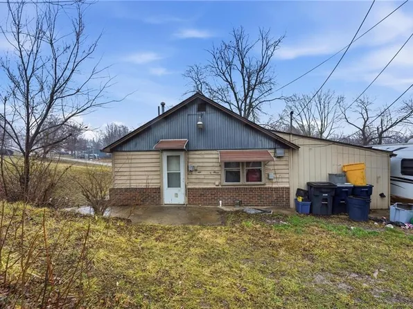 3730 Ditzler Ave, Kansas City, MO 64133