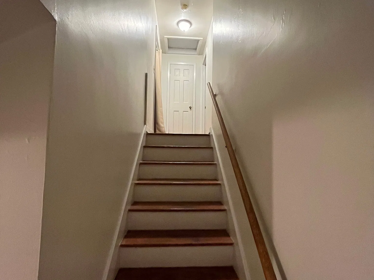 2 bed, 1.0 bath, 900 sqft, $2,250 — Photo 2