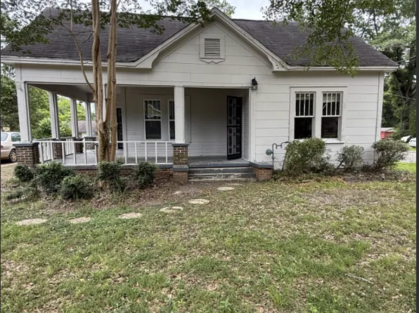 1527 Boggan Dr, Tupelo, MS 38801