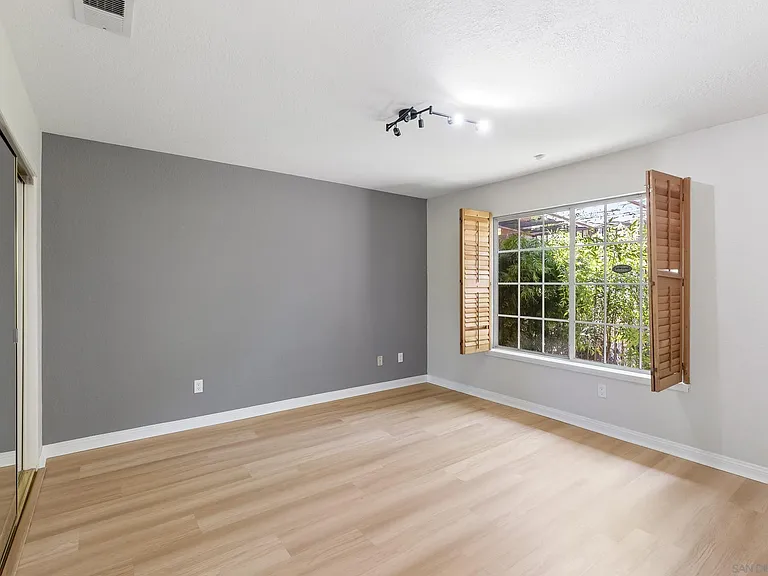 6518 Monte Fuego — Photo 33