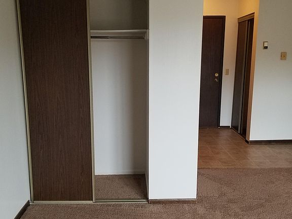 5th image of 1180 Cannon Valley Pl #33