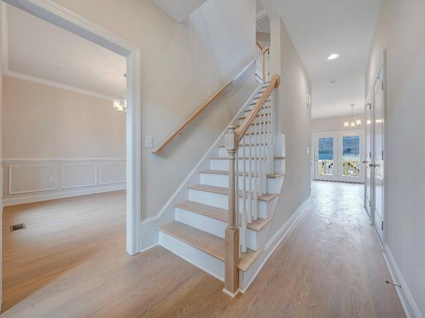 20 Snowfield Cir, Lynchburg, VA 24503