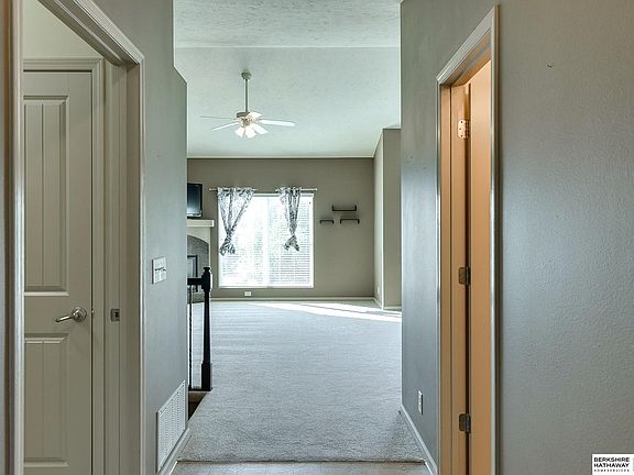 4th image of 6426 N 142nd Ave