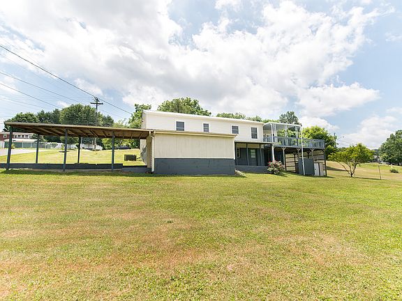 4th image of 401 Hill Dr
