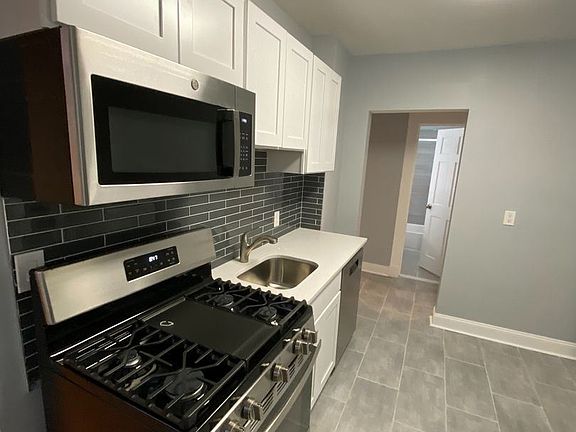 4th image of 798 Winchester 1st Floor