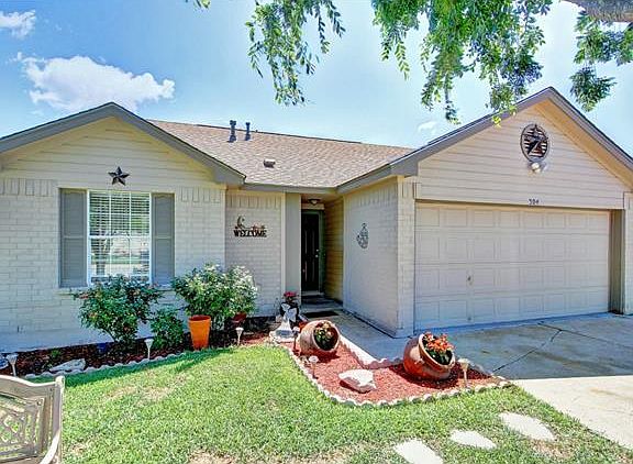 2nd image of 304 Meadowside Dr