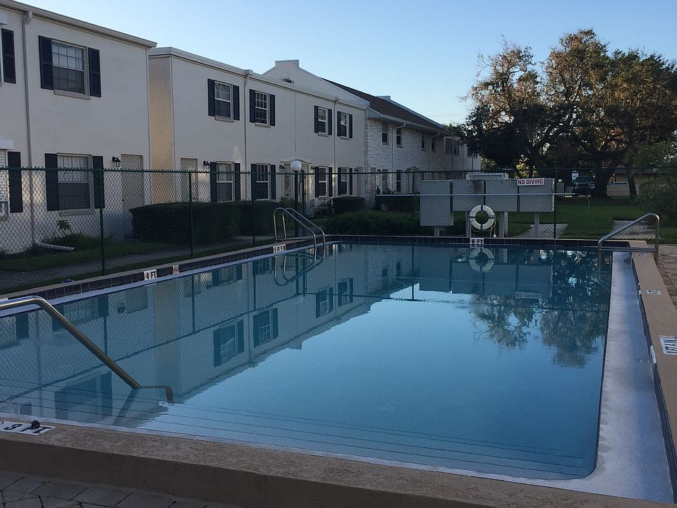 Courtyard Pool