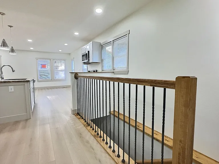 1215 N Washington St — Photo 28
