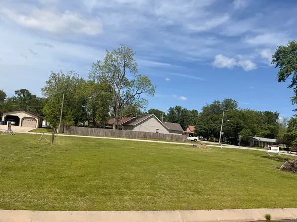 2304 Iron Gates Road #1 Of 4, Joplin, MO 64804