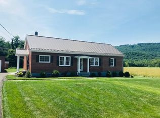 206 N Smith Bridge Rd, Hot Springs, VA 24445
