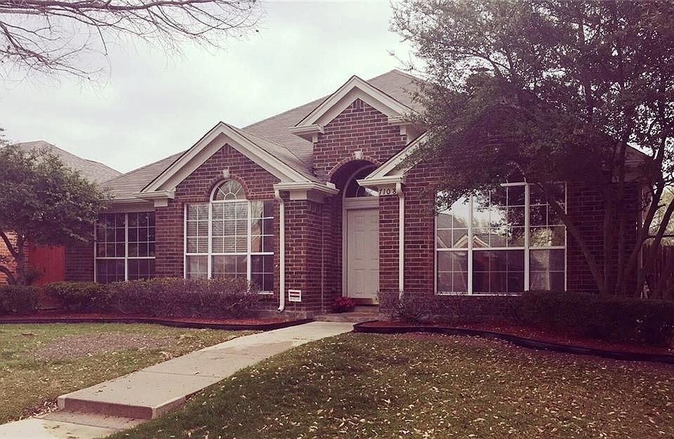 1st image of 7108 Chateau Dr