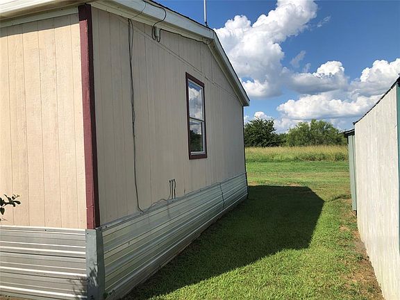 4th image of 138 SE County Road 3144