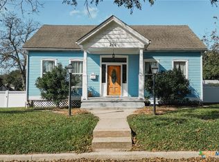 201 N Victoria St, Victoria, TX 77901