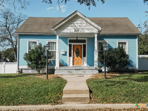 201 N Victoria St, Victoria, TX 77901