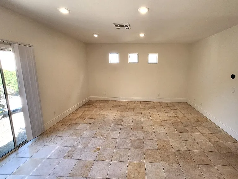 10544 Blanca Peak Ave — Photo 22