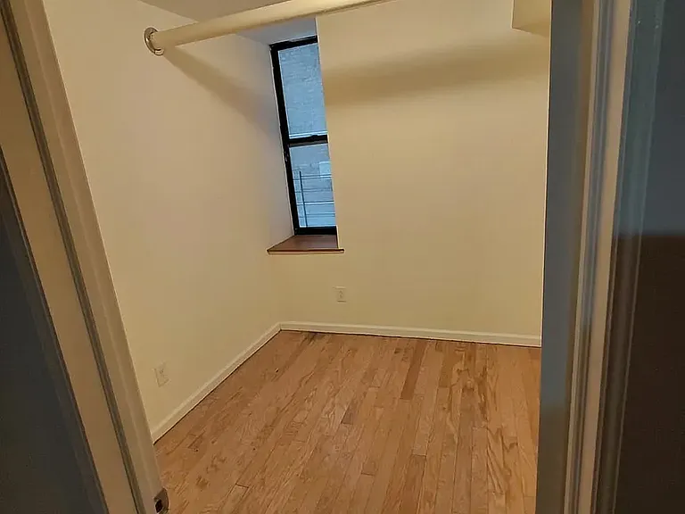 516 W 134th St #21 — Photo 8