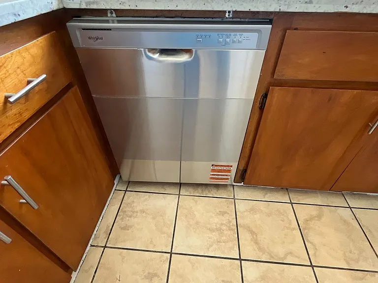420 Ravenwood Way — Photo 8