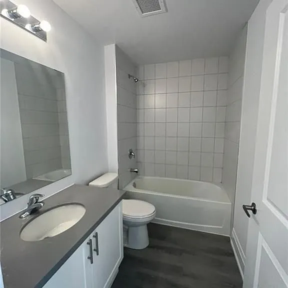 5055 Greenlane Rd #340 — Photo 17