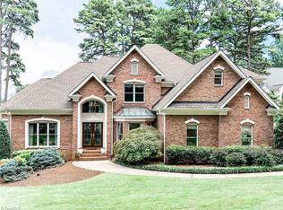 145 Kings Crest Dr, Mooresville, NC 28117