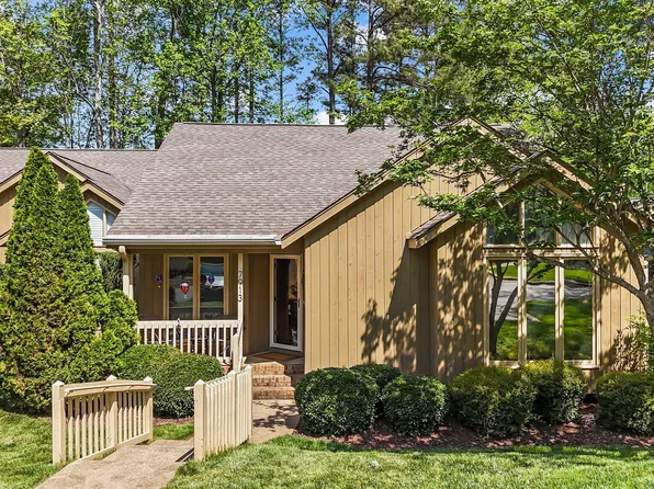 7913 Wood Cove Ct, Raleigh, NC 27615