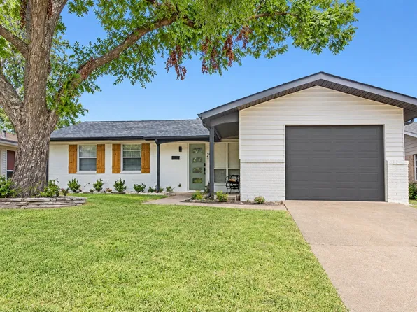 3217 Centennial Dr, Garland, TX 75042