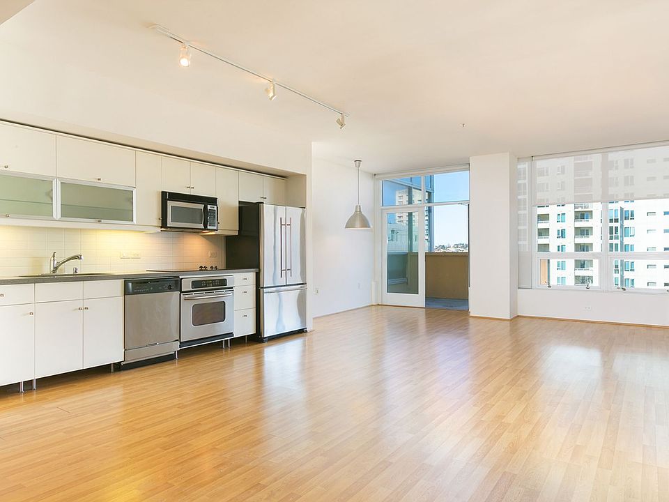 1st image of 350 W Ash St Unit 1101