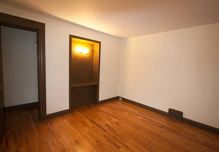 3733 Grove St — Photo 21