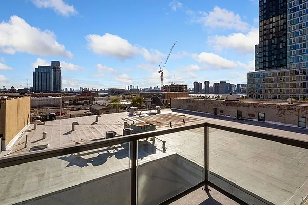 Rented by REAL New York | media 10