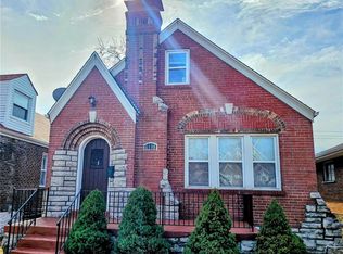 6138 N Pointe Blvd, Saint Louis, MO