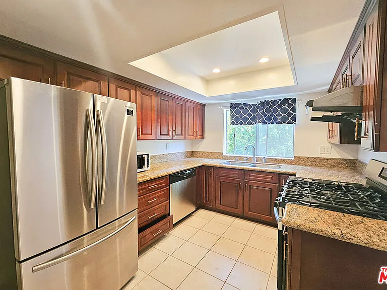1454 E Orange Grove Blvd #1 — Photo 9