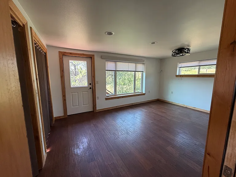 14695 Spring Hill Rd — Photo 10