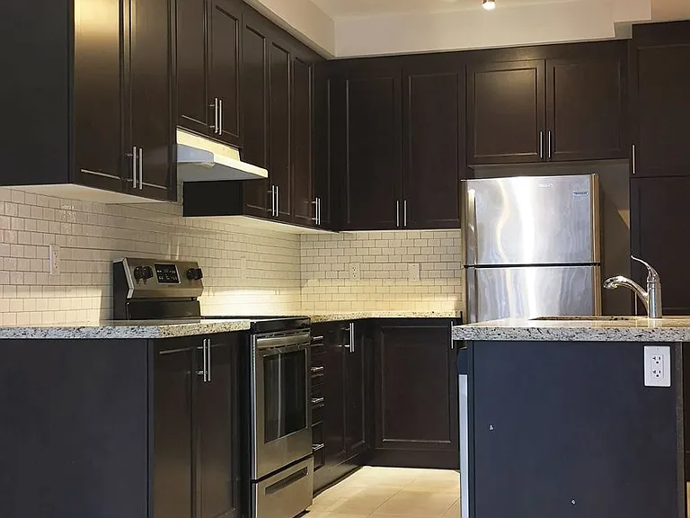 24 Applegate Dr — Photo 7