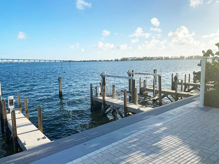200 SE 15th Rd #9K — Photo 19